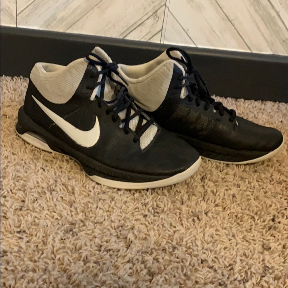 Black Nike Women’s Basketball Shoes